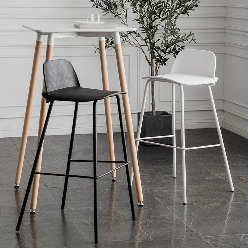 Scandinavian Footrest Metal Barstool Matte Finish Coffee Shop Stool Clearhalo 'Bar Furniture' 'Bar Stools' 'bar_stools' 'furn' 'furn_bar_stools' 'Furniture' 'furniture_bar_stools' 'Kitchen & Dining Furniture' 1200x1200_1ac987ec-0351-4631-95a4-f25372c95082