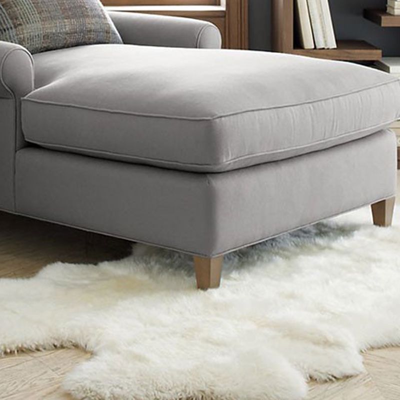 Chaise lounge acolchado moderno con brazos enrollados para dormitorio