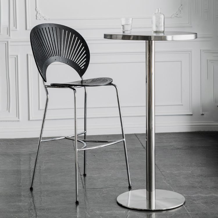 Modern Silver Metal Counter Table with Round Table Top Silver Pedestal Table Clearhalo 'Bar Furniture' 'Bar Tables' 'bar_tables' 'furn' 'furn_bar_tables' 'Furniture' 'furniture_bar_tables' 'Kitchen & Dining Furniture' 1200x1200_1affc254-0f34-4a7d-b260-ad6b0e868714