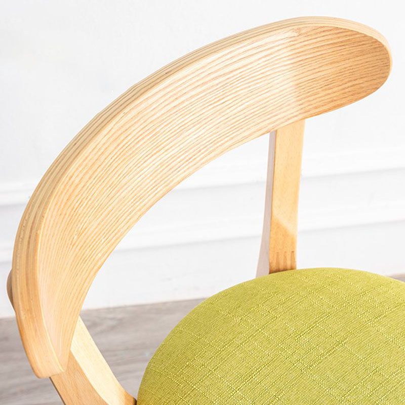 Contemporary Solid Wood Barstool Indoor Bar Stool with Low Back and Footrest Clearhalo 'Bar Furniture' 'Bar Stools' 'bar_stools' 'furn' 'furn_bar_stools' 'furniture_bar_stools' 'Kitchen & Dining Furniture' 'kitchen&dining_furn' 'kitchen' 'kitchen_furn' Furniture' 1200x1200_1b1f29db-f157-4d68-b160-35b3f1261431