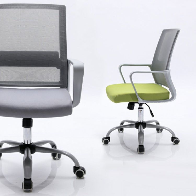 Silla de oficina de armas fijas Mecanismo de inclinación de la colcha de escritorio ergonómico moderno con ruedas