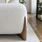 Weißer Smoking -Arm -Sofa modern 27,16 "hohes Sofa mit Holzakzenten