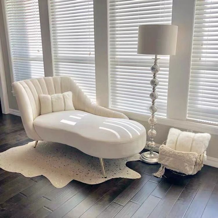 Glam Style Upholstered Cushioned Velvet Rolled Arms Chaise Lounge Clearhalo 'Chairs & Seating' 'Chaise Lounge' 'chaise_lounge' 'furn' 'furn_chaise_lounge' 'Furniture' 'Living Room Furniture' 1200x1200_1b8e4ee4-211b-44ec-9ba5-0d830e1b908f