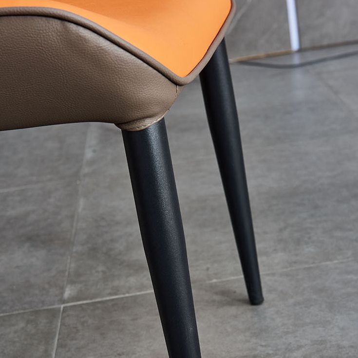 フェイクレザーとメタルアームレスダイニングチェアモダンサイドチェア