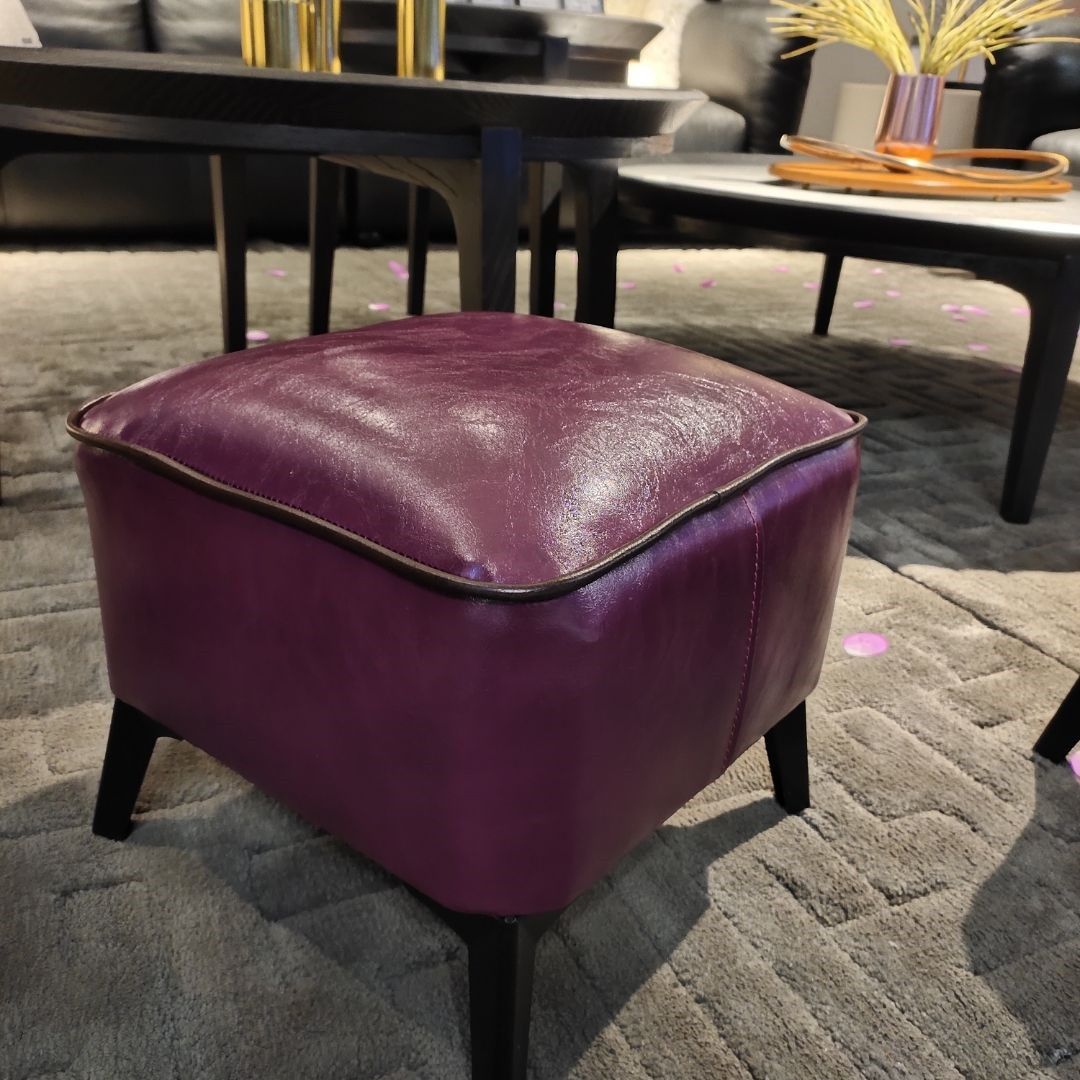 Mid-Century Modern Pouf Ottoman Faux Leather Upholstered Square Ottoman with Chair Legs Clearhalo 'furn' 'furn_ottomans_poufs' 'Furniture' 'Living Room Furniture' 'Ottomans & Poufs' 'ottomans_poufs' 1200x1200_1bc98dd0-776a-4244-b2c2-de63b57ef8d9