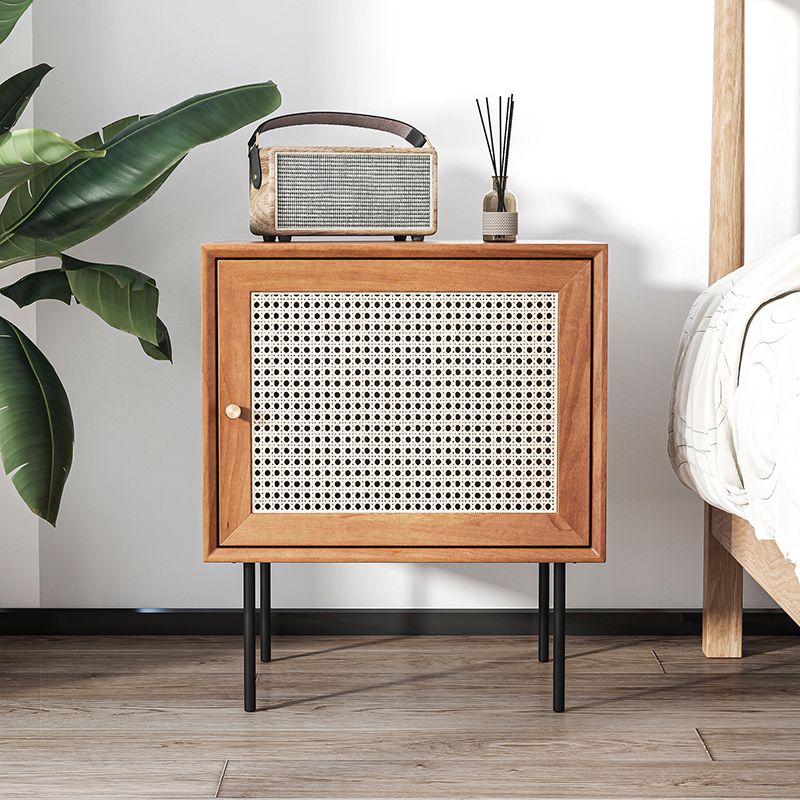 ソリッドウッドベッドサイドテーブル、保管付きの現代的なナイトスタンド