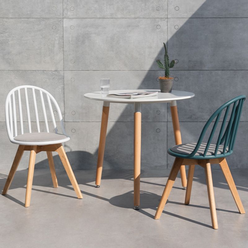 Scandinavian Dining Chair Windsor Back Side Chair with Wood Legs for Home Use Clearhalo ' kitchen&dining_furn' 'Dining Chairs' 'Dining Tables & Seating' 'dining_chair' 'furn' 'furn_dining_chair' 'Furniture' 'furniture_dining_chair' 'Kitchen & Dining Furniture' 'kitchen' 1200x1200_1c204930-ff51-42e7-a9a5-1e74b9fda602