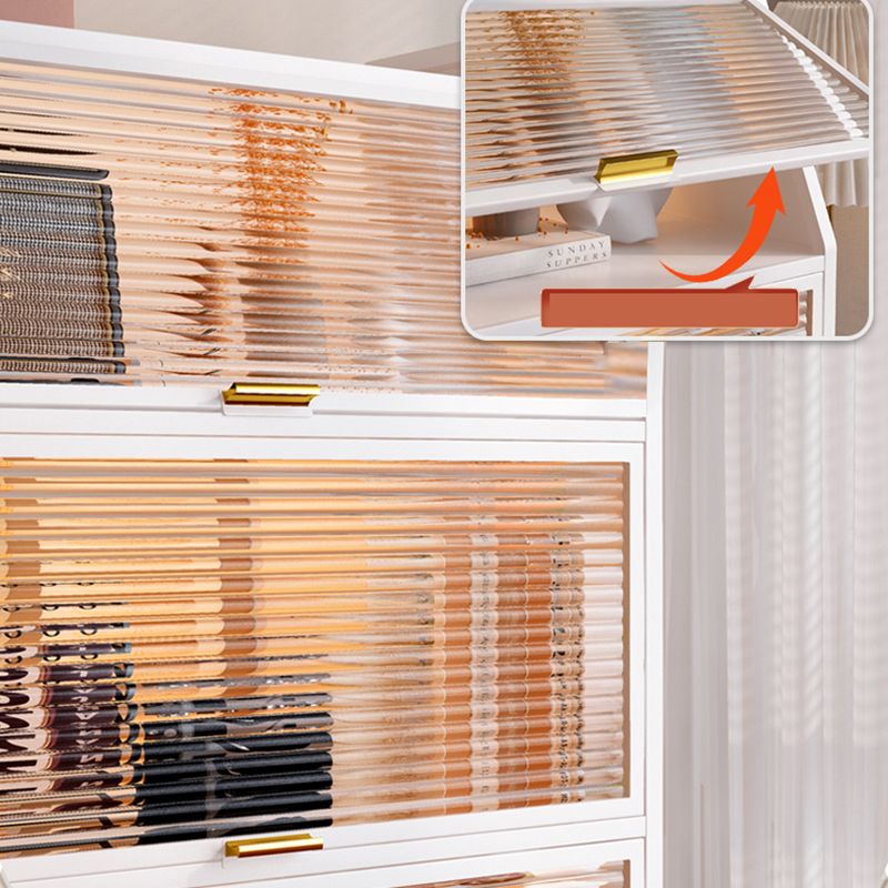 Libreria standard in metallo chiuso in stile glam per la sala da studio