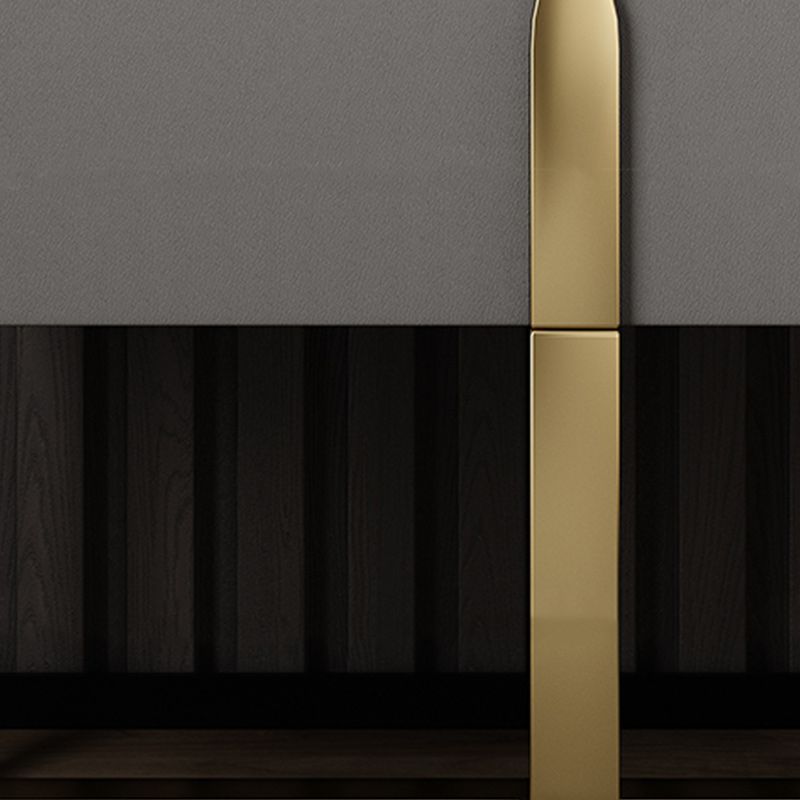 Comodante in pelle glam in pietra top tavolo da notte con un telaio metallico