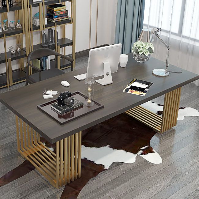 Scrivania per ufficio in legno in stile glam con gambe in metallo