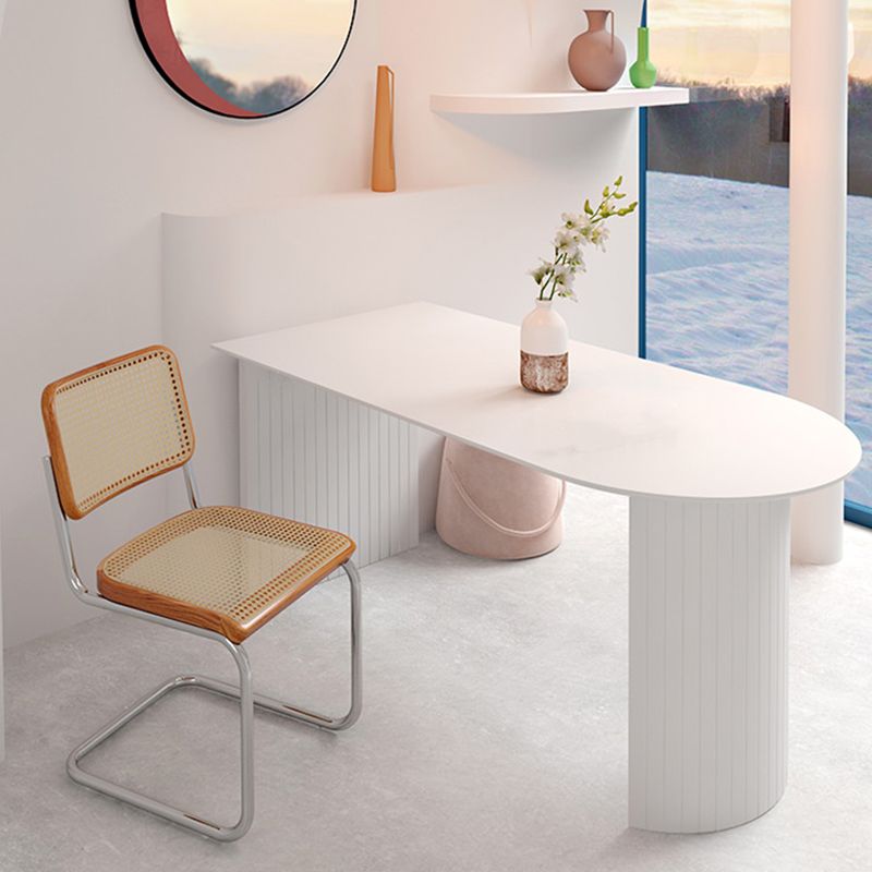 Solid Wood Modern Free Form Dining Table Marble Top Table for Dining Room and Kitchen Clearhalo ' dining_table' 'Dining Tables & Seating' 'Dining Tables' 'furn' 'furn_dining_table' 'Furniture' 'furniture_dining_table' 'Kitchen & Dining Furniture' 'kitchen&dining_furn' 'kitchen' 'kitchen_dining_table' 1200x1200_1cb06eaf-d3ee-45b2-894d-145cd3f4163f