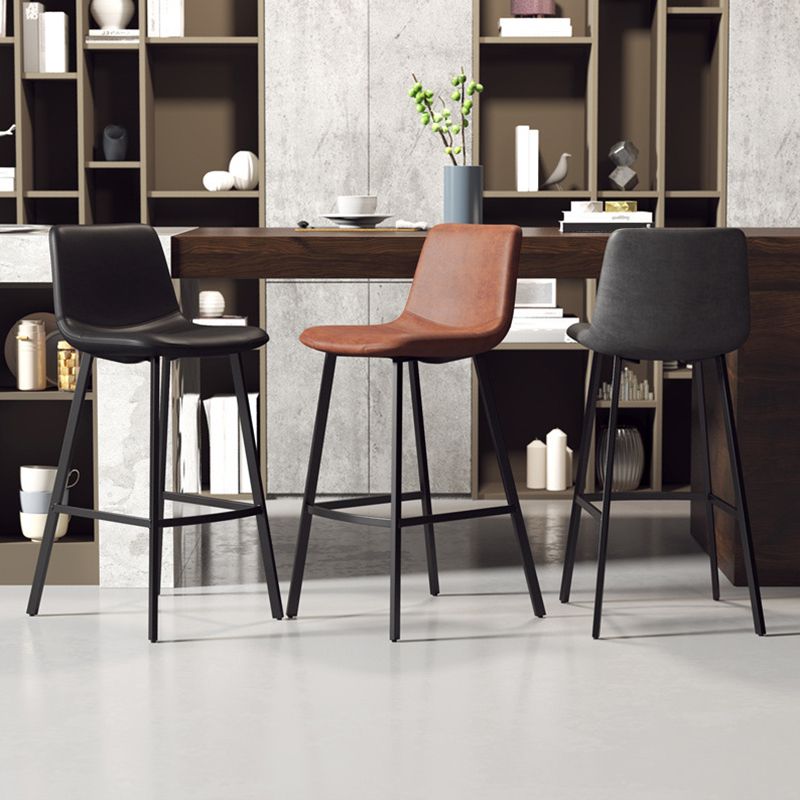 コンテンポラリーマット仕上げPUレザーバースツールミルクティーショップフットレストスツール