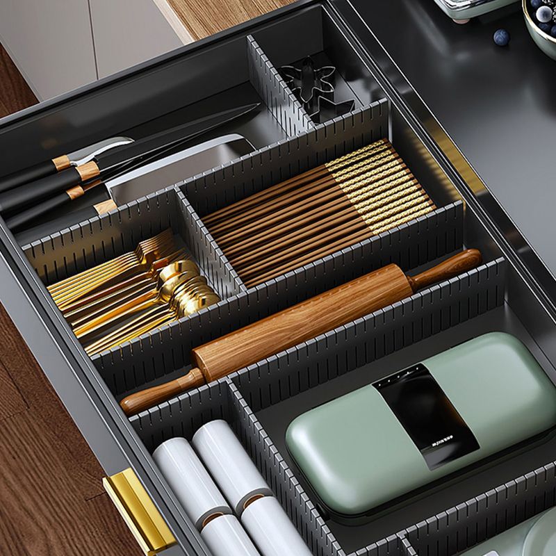 Porte di vetro a scaffalatura regolabile armadio nero cucina nera