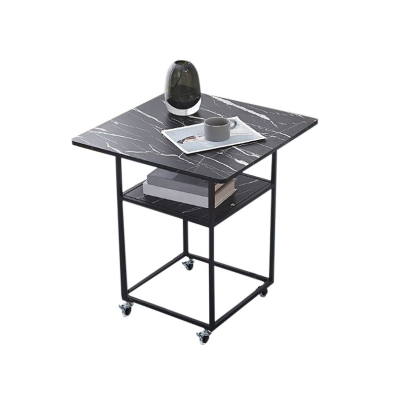 Set di dinette a 5 pezzi moderni con tavolo da pranzo in legno fabbricato e 4 sedie