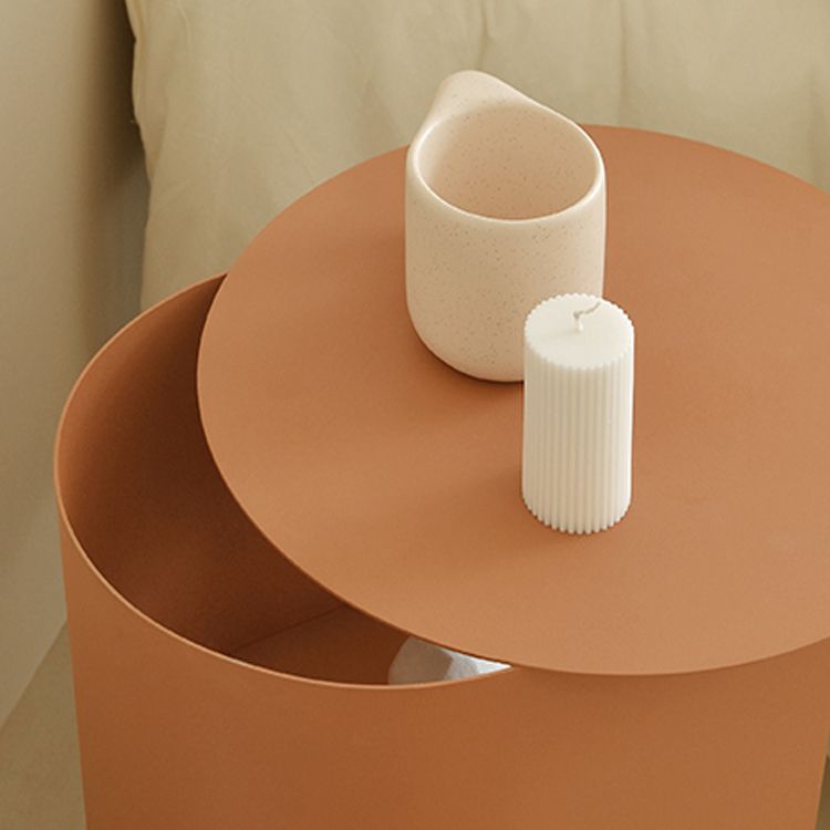 Nightstand en métal bas de table de table à accent inférieur pour chambre à coucher