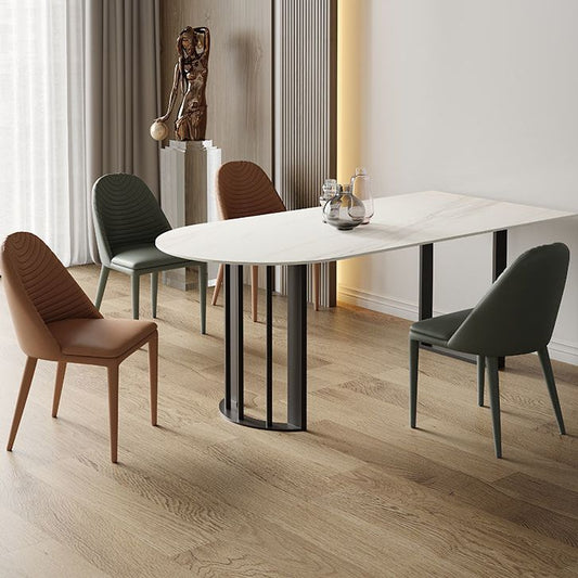 Mesa de comedor estilo simplicidad mesa blanca para la cena de cocina en casa