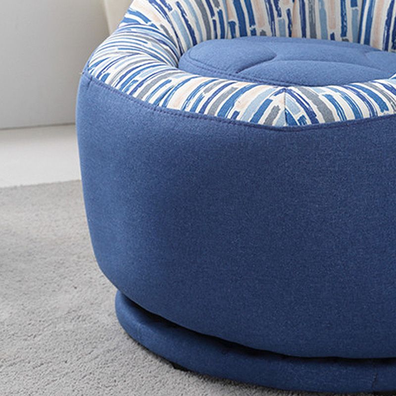 Chaise pivotante 25,5 "L x 25,1" W x 27,5 "H Armes incluses pour le salon