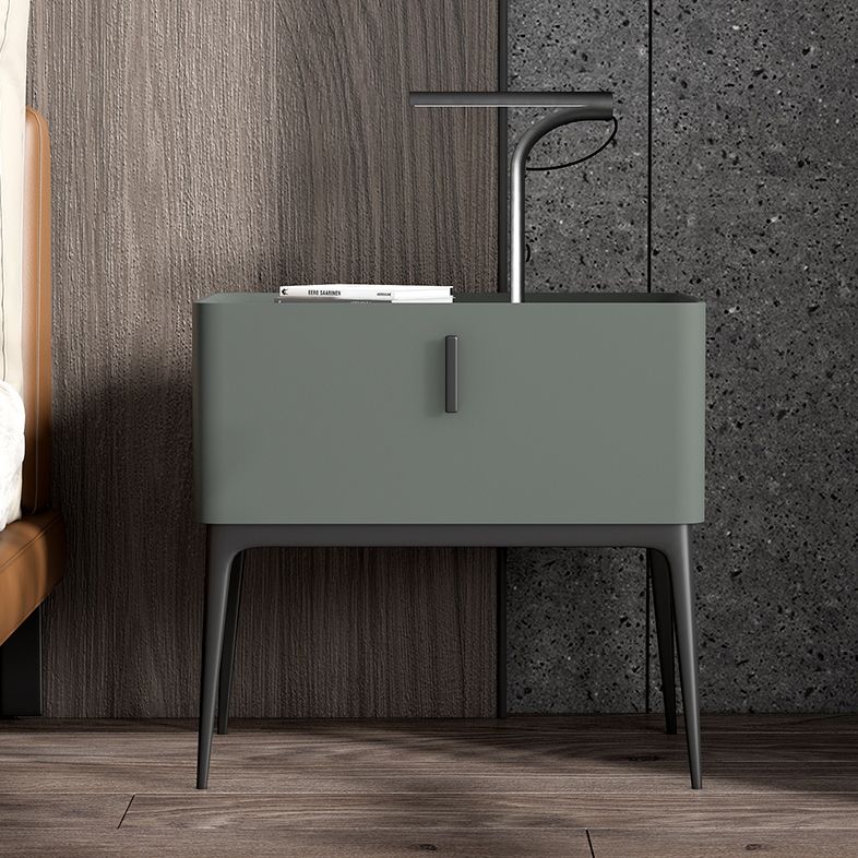 Marmor- und Kunstleder -Nachttisch -Beine gehörten den Nachteil der Nachteile des Nachtbezirks