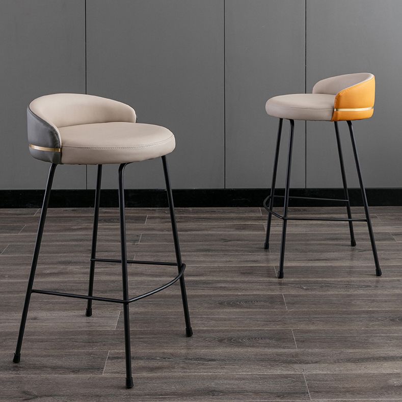 Contemporary Bar and Counter Stool Low Back Stool with 4 Legs in Black Clearhalo 'Bar Furniture' 'Bar Stools' 'bar_stools' 'furn' 'furn_bar_stools' 'Furniture' 'furniture_bar_stools' 'Kitchen & Dining Furniture' 1200x1200_1e40c90a-d49d-4c0e-925c-a216151f84f8
