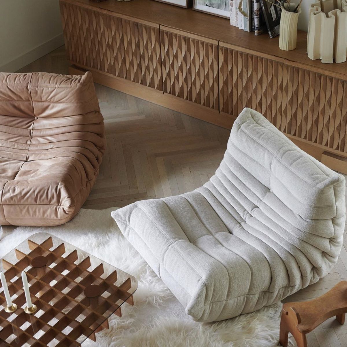 Mid-Century Modern Armless Lounge Chair Fixed Back Accent Room Chair for Bedroom Clearhalo 'Accent Chairs' 'accent_chairs' 'Chairs & Seating' 'furn' 'furn_accent_chairs' 'Furniture' 'Living Room Furniture' 1200x1200_1e715a33-e6bb-4cd4-8d84-e8eac2c9b5e7