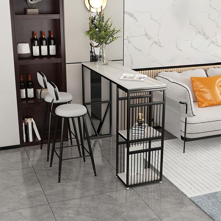 Glam soggiorno altezza della barra di altezza in pietra e tavolo da pub altezza della barra metallica