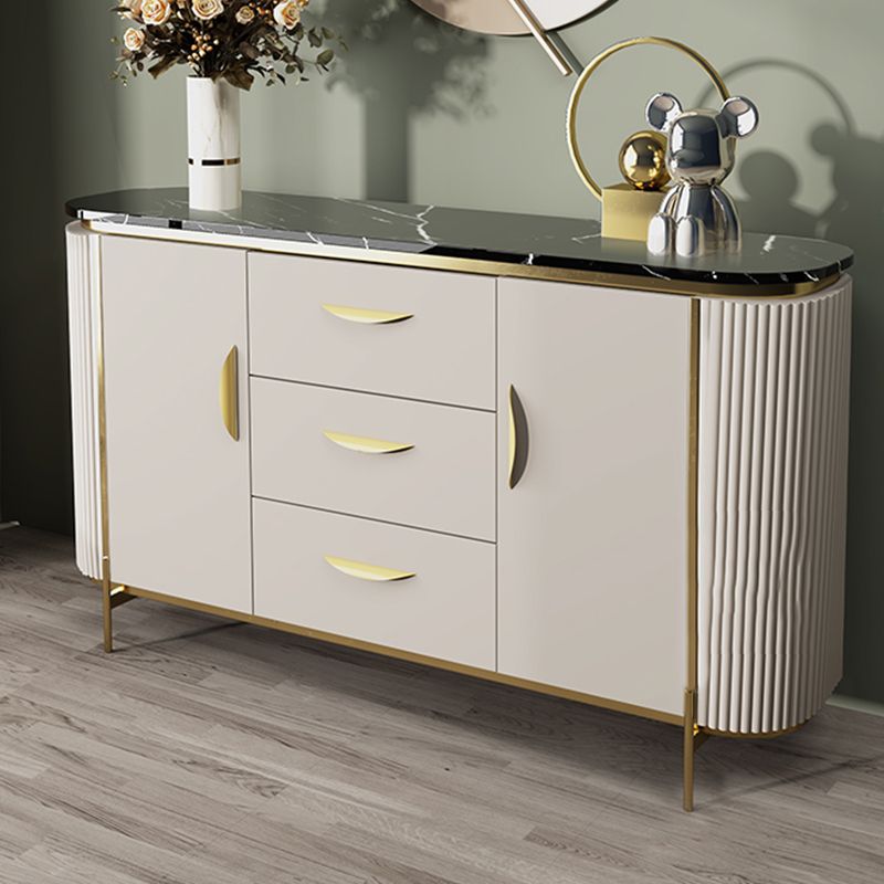 Scheda laterale di pietra per tavolino a buffet moderno con armadi e cassetti