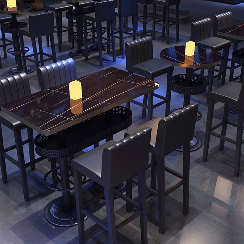 Mesa de bar de estilo industrial Mesa de comedor de bar de madera negra con almacenamiento