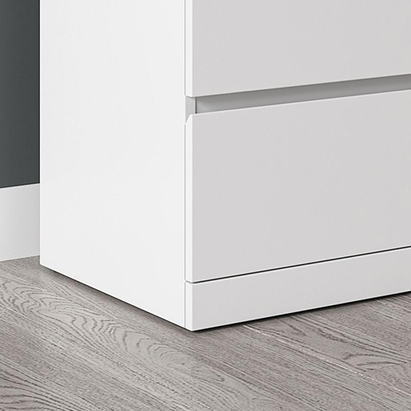 Poitrine d'accentuation du bois contemporain avec tiroirs 4/5 poitrine standard rectangulaire