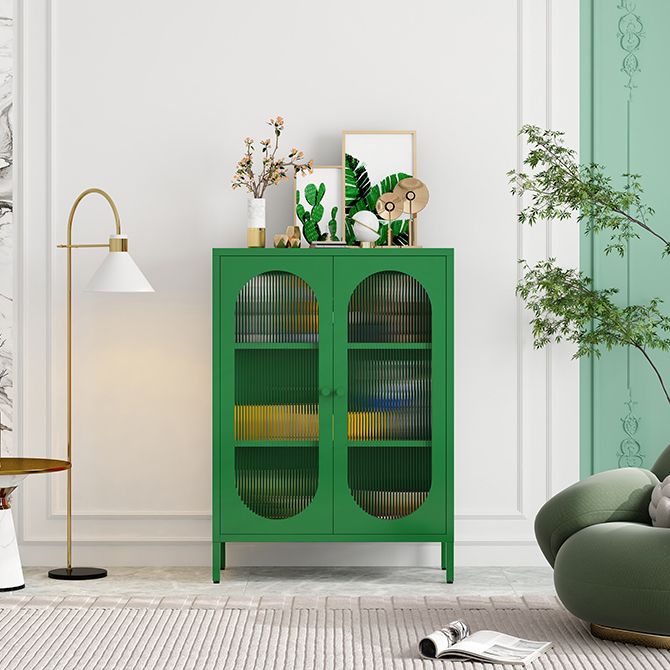 31,5 "L serveur de style glam avec les jambes métalliques du buffet finition métallique avec portes en verre