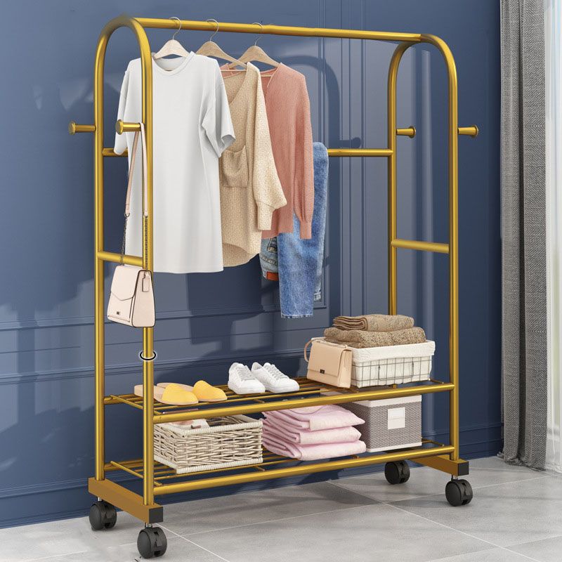 Rack de manteau de style glam métal étagères autoportantes.
