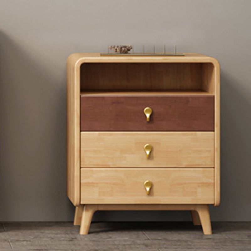 Hedendaagse natuurlijke accentkist met 4 houten benen en laden