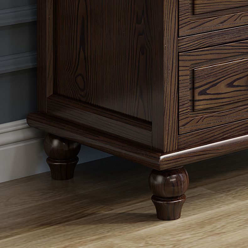 Coffre d'accent contemporain avec 5 tiroirs et pieds de chignon en bois massif