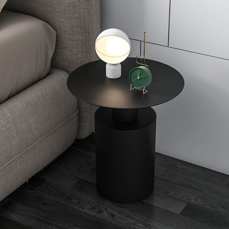 Metal Nightstand Modern 19.7" Tall Accent Table Nightstand for Bedroom Clearhalo 'Bedroom Furniture' 'furn' 'furn_night_stand' 'Furniture' 'night_stand' 'Nightstands' 1200x1200_1f540b8c-1b2d-4e8f-94f7-8f8ca1e710ae