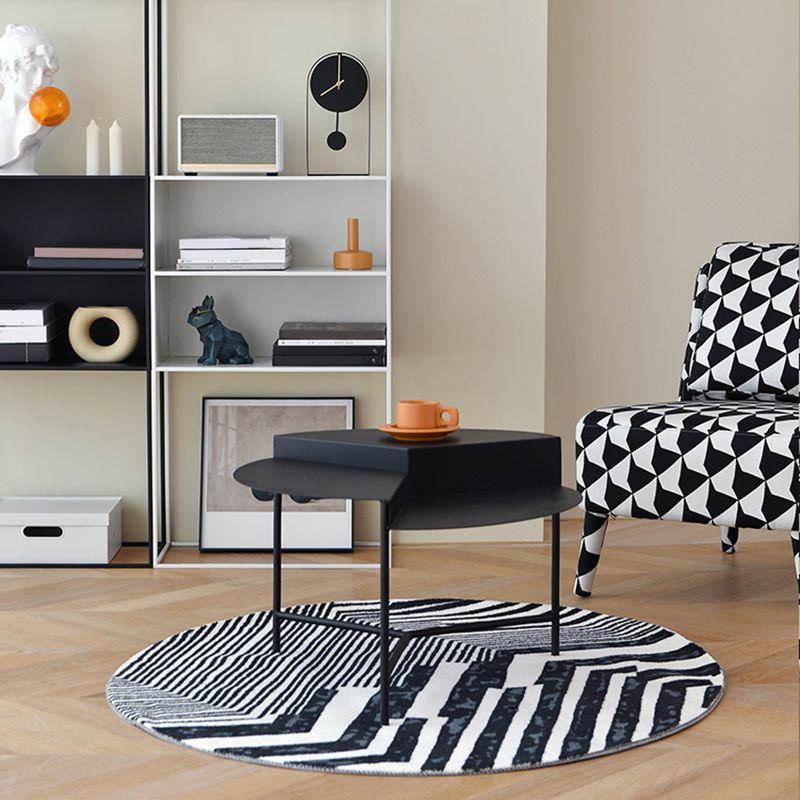 Geometric Metal Coffee Table Dia 27.6" 3 Legs Cocktail Table Clearhalo 'Coffee & Accent Tables' 'Coffee Tables' 'coffee_tables' 'furn' 'furn_coffee_tables' 'Furniture' 'Living Room Furniture' 1200x1200_1f79c5fa-eb77-41b6-ba3c-f623383ea217