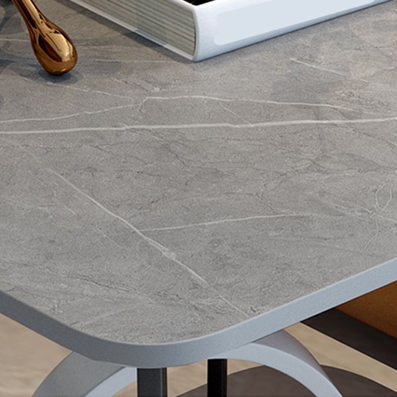 Moderner quadratischer Seitentisch -Schiefersofa -Ecktisch mit Lagerung