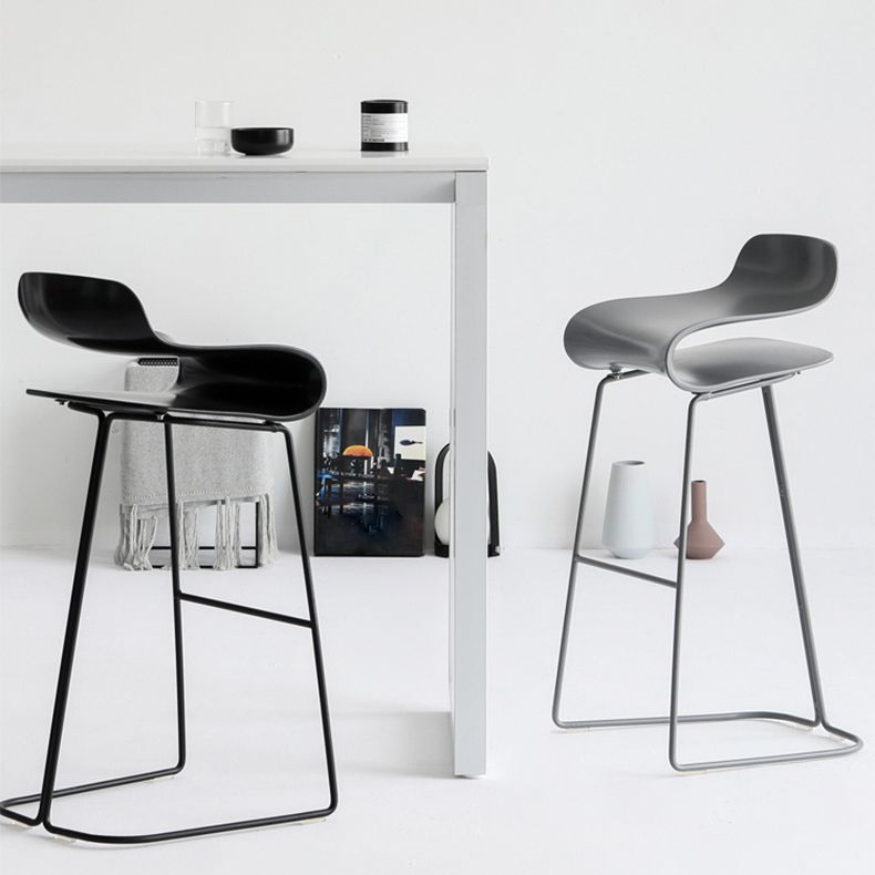 Backrest Armless Counter Stool Modern Iron Bar Stool with Plastic Cushion Clearhalo 'Bar Furniture' 'Bar Stools' 'bar_stools' 'furn' 'furn_bar_stools' 'Furniture' 'Kitchen & Dining Furniture' 1200x1200_1fb0c948-e226-4896-9631-ce4dc1e84d96