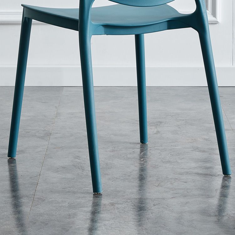 Scandinavian Plastic Armless Dining Chair Stackable Dining Side Chairs (Set of 4) Clearhalo ' kitchen&dining_furn' 'Dining Chairs' 'Dining Tables & Seating' 'dining_chair' 'furn' 'furn_dining_chair' 'Furniture' 'furniture_dining_chair' 'Kitchen & Dining Furniture' 'kitchen' 1200x1200_2026c63a-b249-4dad-8729-351dc9945c1a