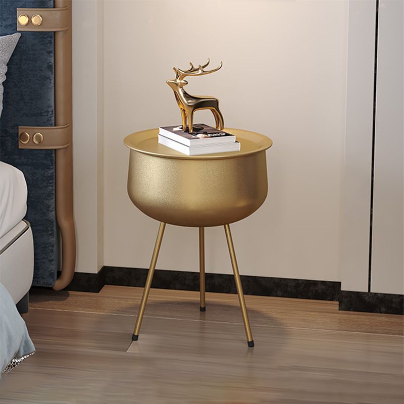 Tavolino in metallo rotondo in metallo rotondo alto 26,5 "Tavolo da gambe 3 gambe