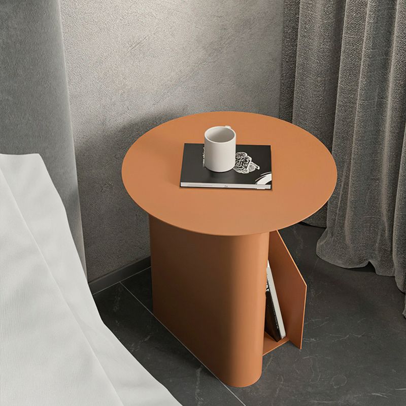 Tavolo di estremità del piedistallo alto 18,5 "TABELLO DI MIDUILO DI MID secolo.