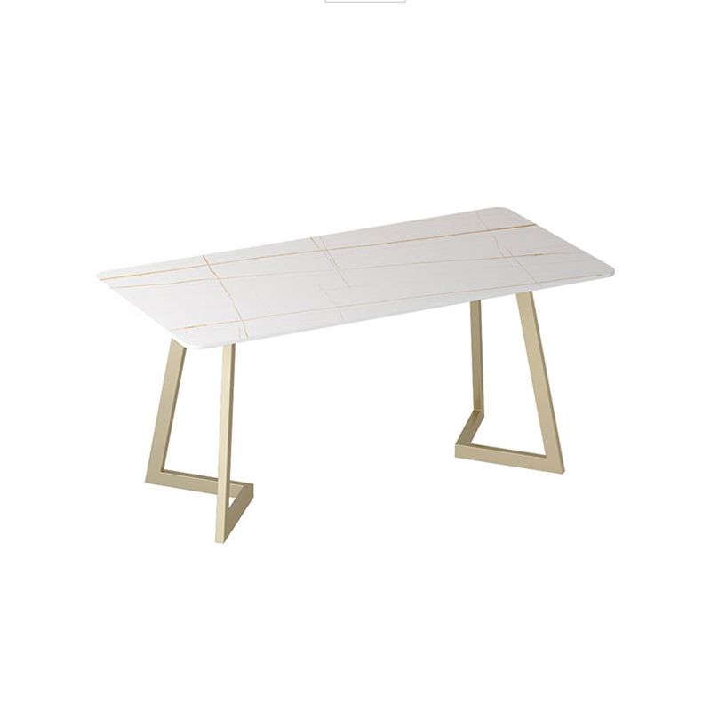 Moderner Stein gebogen