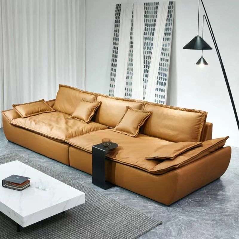 リビングルームのために茶色の枕が付いた枕トップアーム標準的なセッピーソファ