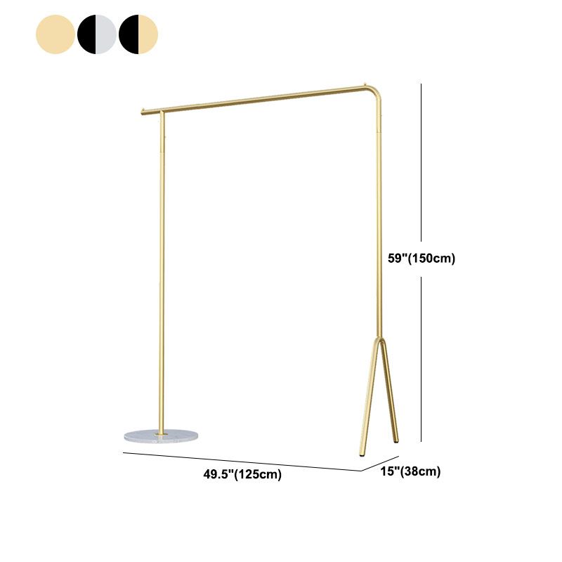 Approfondito industriale in stile minimalista per cappotto metallizzato