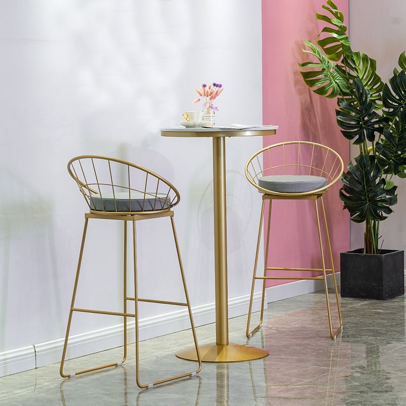 Glam White Faux Marble Pub Bar Table Indoor Iron Bar Dining Table with Single Pedestal Clearhalo 'Bar Furniture' 'Bar Tables' 'bar_tables' 'furn' 'furn_bar_tables' 'Furniture' 'furniture_bar_tables' 'Kitchen & Dining Furniture' 1200x1200_2141fd5d-4a13-4bc5-ac4f-a19593eb3901