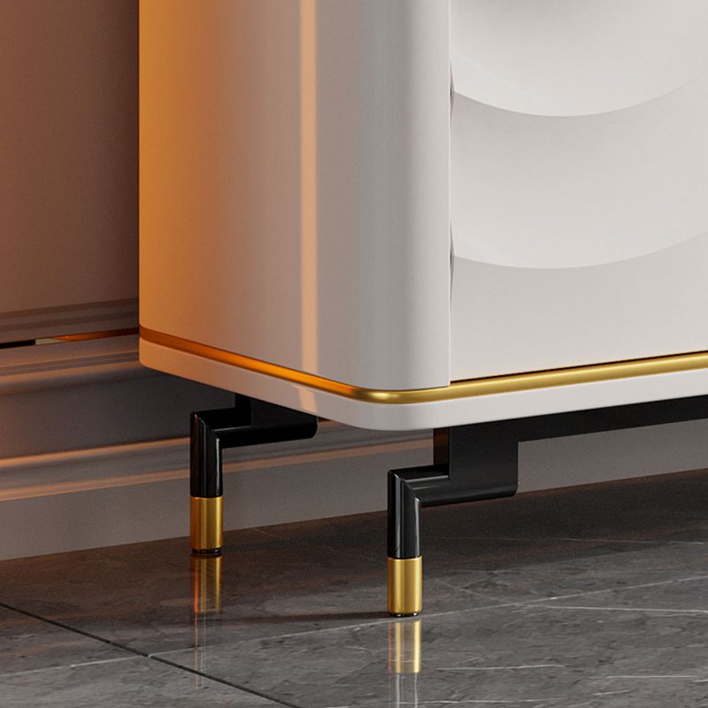 Moderne und zeitgenössische Glaubwürdigkeitsbuffet mit Schränken