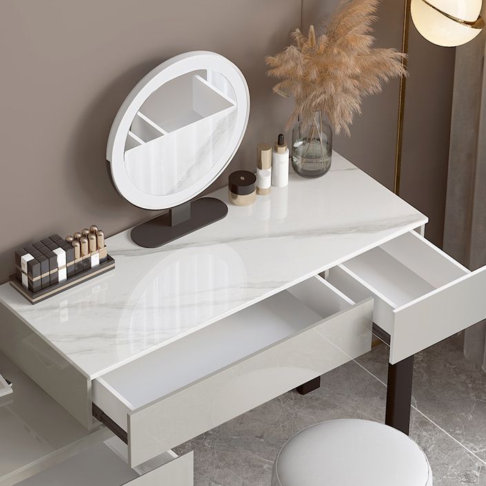 Zeitgenössischer grauer Make -up -Tisch mit Schubladen 14,96 W x 29,52 "H für Schlafzimmer