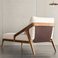 Divano chaise longue scandinavo imbottito. Poltrona chaise longue a due braccioli in beige