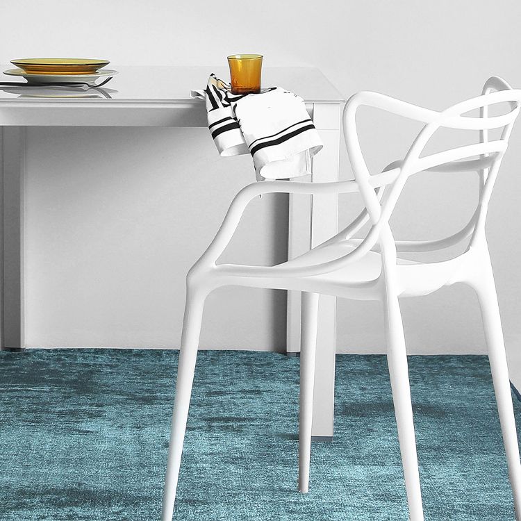 Scandinavian Stackable Dining Chairs Plastic Armless Dining Side Chair