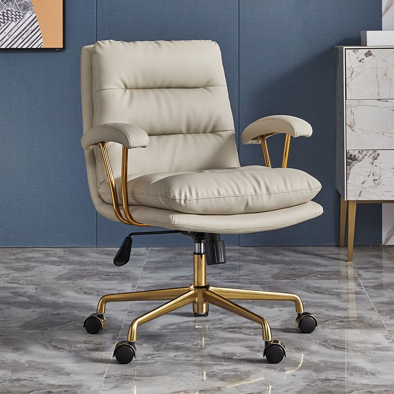 Padded Arms Modern Office Chair Adjustable Seat Height Desk Chair with Wheels Clearhalo 'furn' 'furn_office_chair' 'Furniture' 'Office Chairs' 'Office Furniture' 'office_chair' 1200x1200_2206775f-0315-42a9-b887-f2b9e918e707