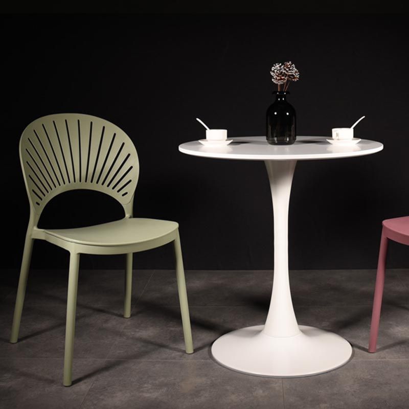 Round Tulip Base Dining Table Modern Engineered Wood Dining Room Table