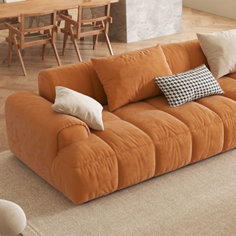 Sofá de estilo moderno coján de reposapiés embebido